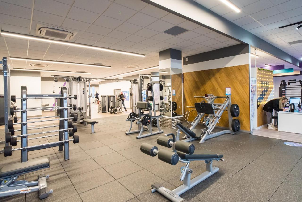 Luxe Apartments, The Moorwell, Parking, Gym - 10Mins Cardiff City Ctr Eksteriør bilde